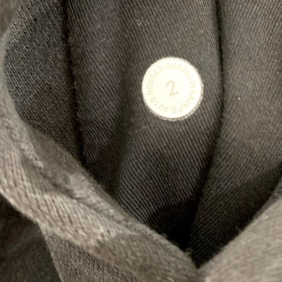 Lululemon Women’s Scuba Hoodie IV Size 2 EUC - Picture 7 of 8